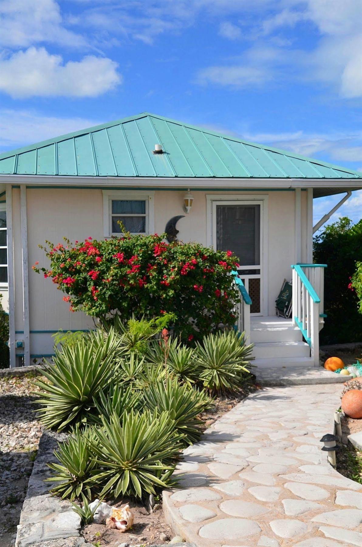 Blue Horizon Resort Conch Bar Exterior foto